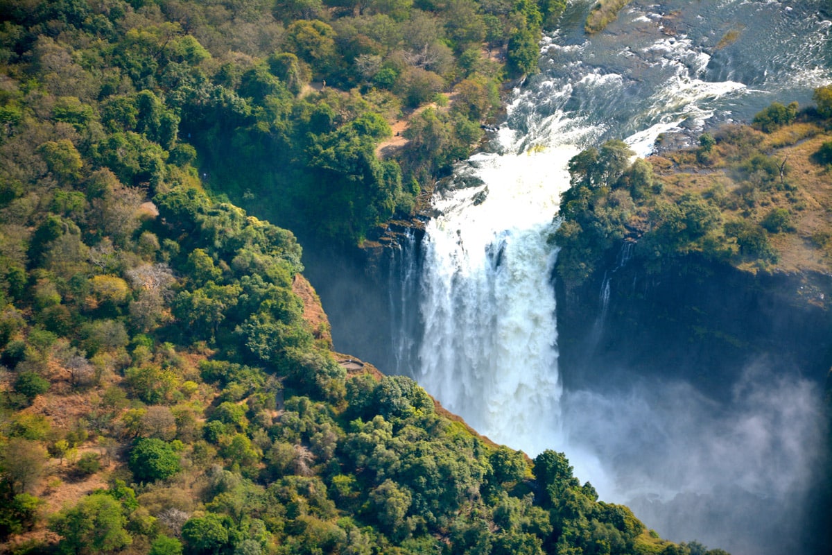 Quelle Période Choisir pour Admirer les Chutes Victoria dans toute leur Splendeur ?