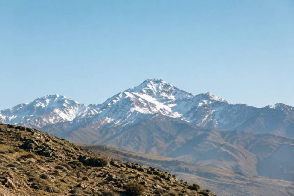 Découvrir le mont Toubkal : itinéraire, conseils et paysages inoubliables